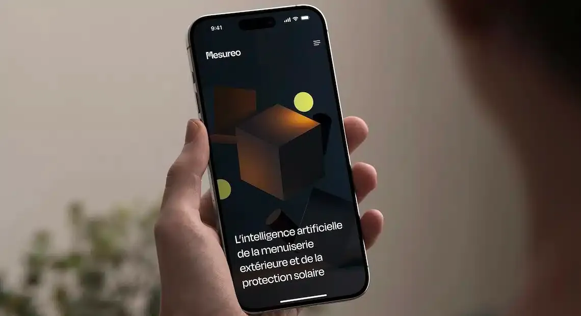 Démonstration de l'assistant Agent IA Actualité de Mesureo sur le salon ARTIBAT 2025